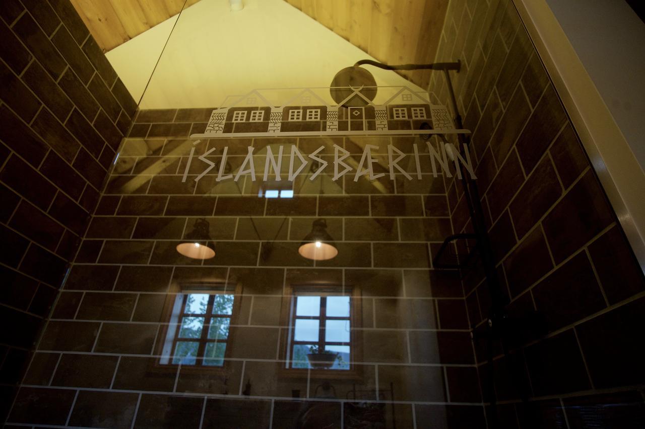 Íslandsbærinn /Old Farm Akureyri Exterior foto